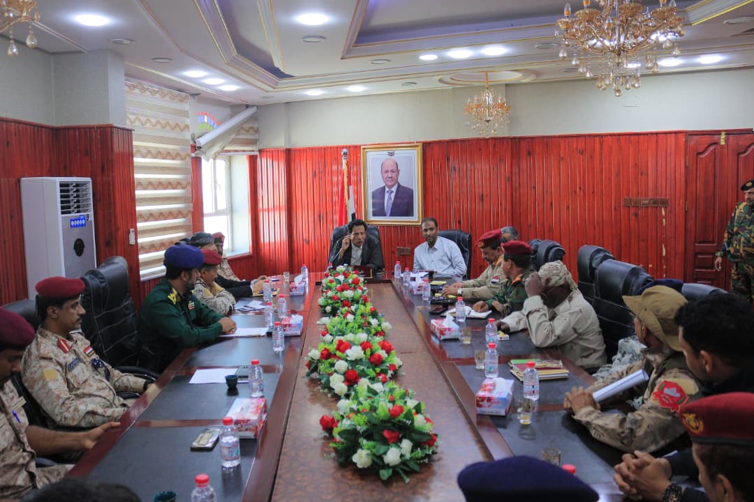 اللجنة الأمنية في المهرة تدعو إلى التسليم الطوعي للاسلحة في مدة اقصاها 10 ايام 