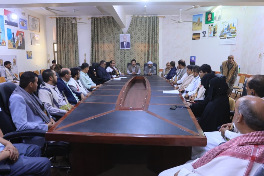 وكيلا محافظة مأرب يدشنان التفتيش الميداني ويرصدان 86% انضباطًا بعد عيد الفطر