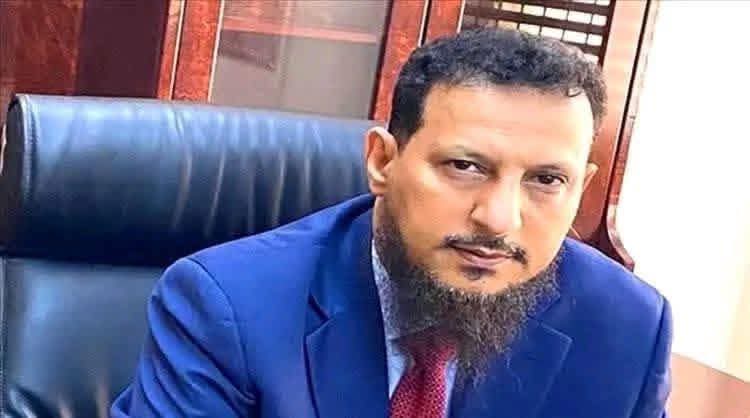 قرار مجلس القيادة الرئاسي بتعيين عبدالرحمن شيخ اليافعي وزيرا للدولة محافظا لمحافظة عدن