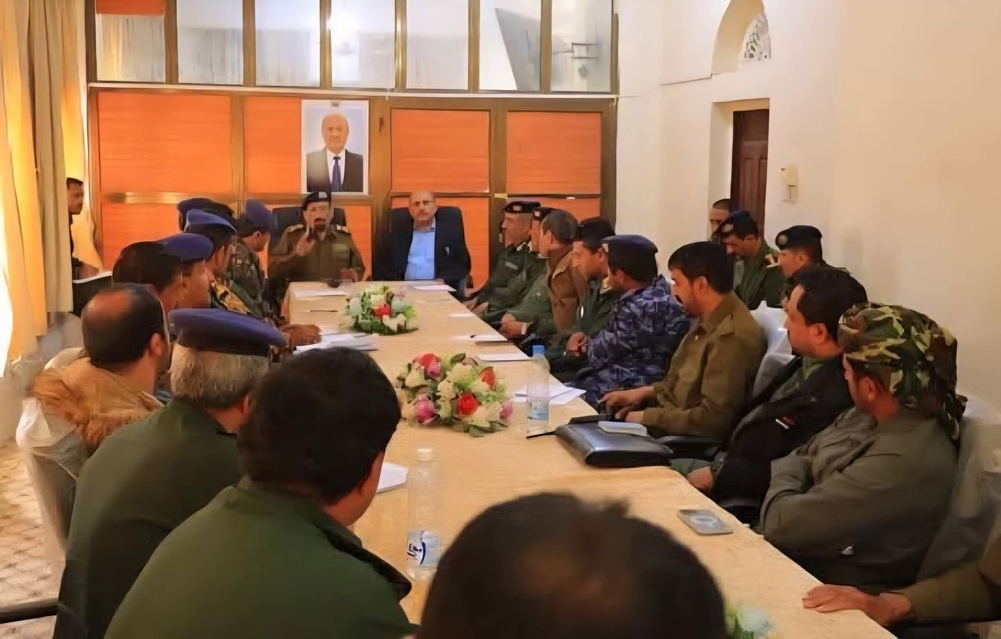 اجتماع تنسيقي في مأرب لتعزيز التعاون بين النيابة العامة والأجهزة الأمنية