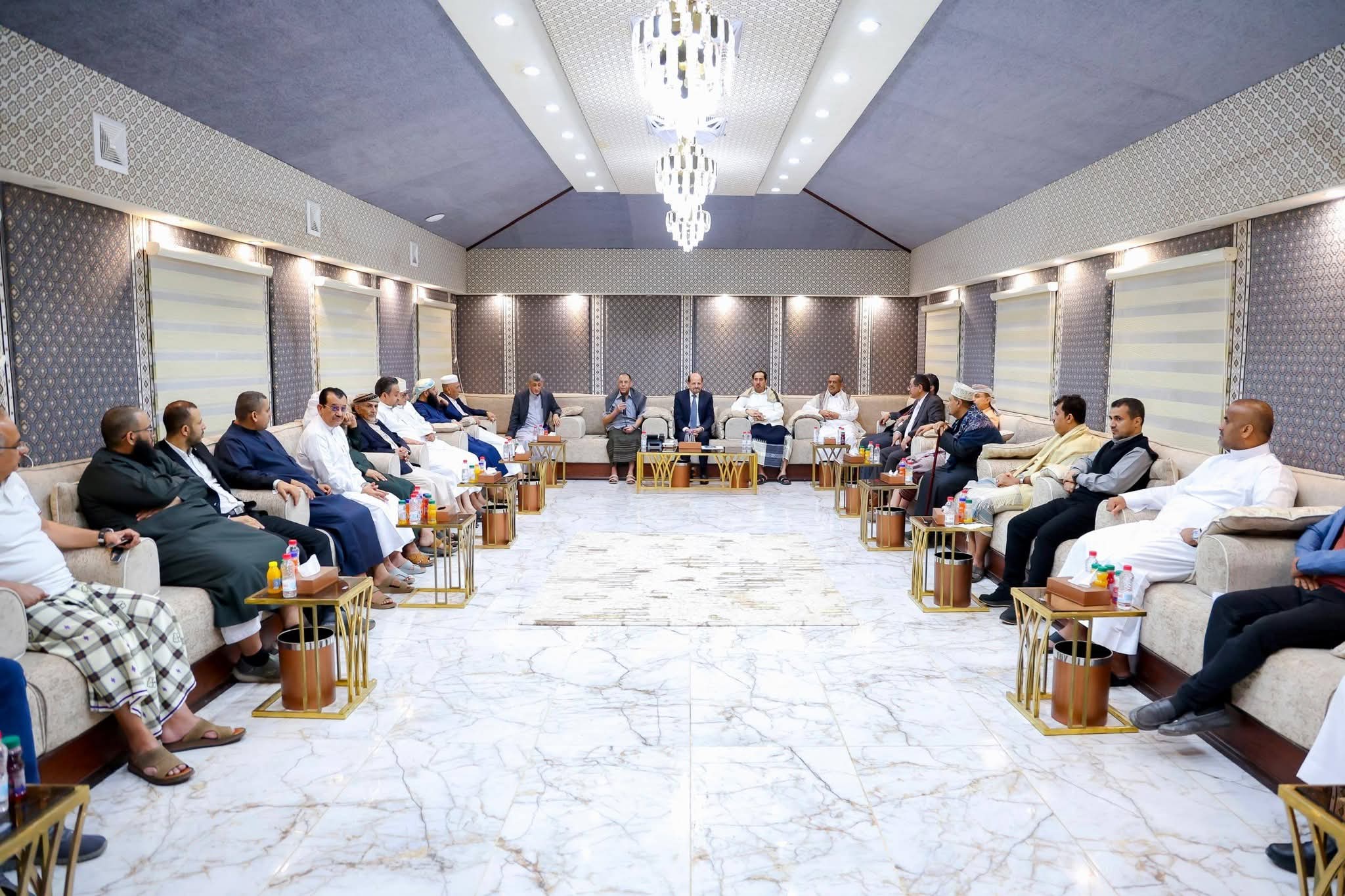 رئيس الوزراء يؤكد حرص الحكومة على تعزيز الشراكة مع القطاع الخاص لدعم التعافي الاقتصادي