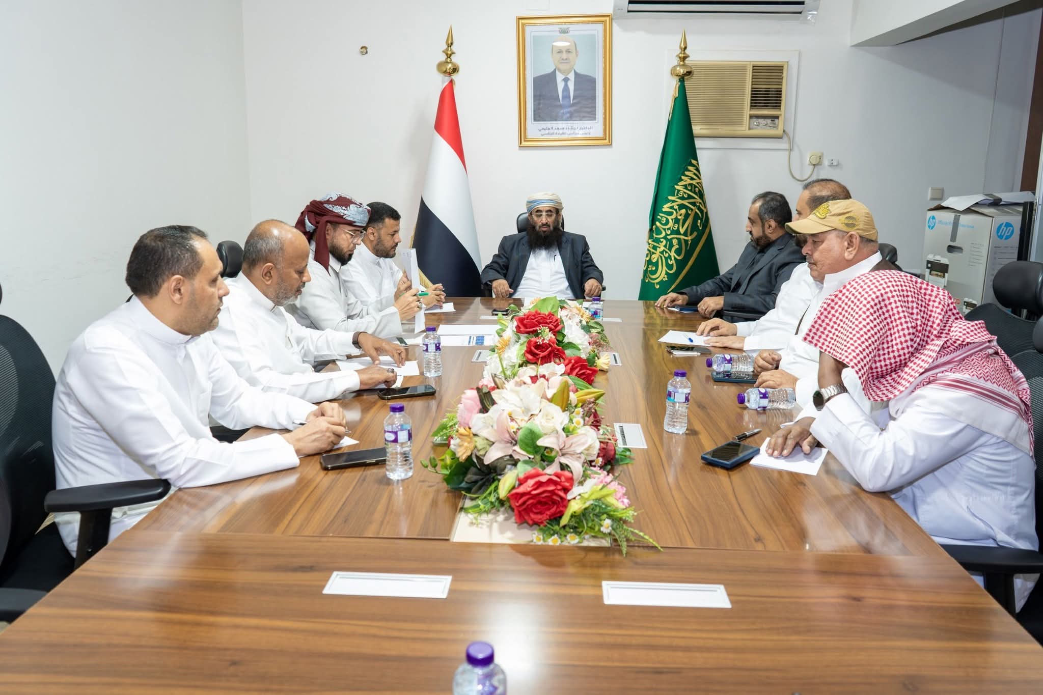 اللجنة العليا للحج تناقش ترتيبات مساكن الحجاج والخدمات الصحية لموسم 1447هـ