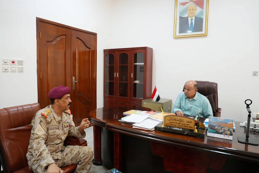 سالم الخنبشي يطّلع على الجاهزية الأمنية بالمحافظات الشرقية